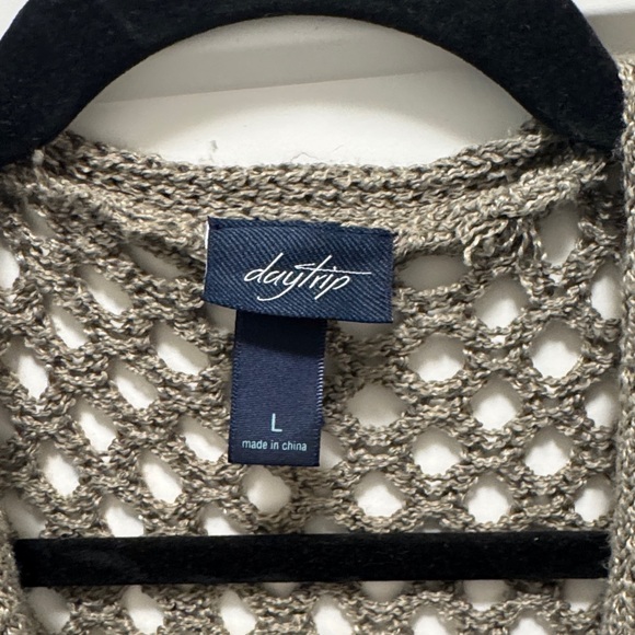 🆕 Daytrip Open-Knit Olive Cardigan. L. NWOT!💥 - Picture 2 of 3